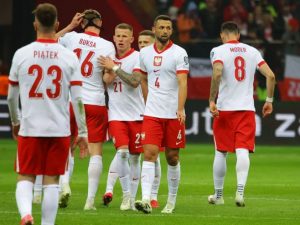 Phần Lan phải thắng thì mới có thể nuôi hy vọng góp mặt ở vòng chung kết World Cup